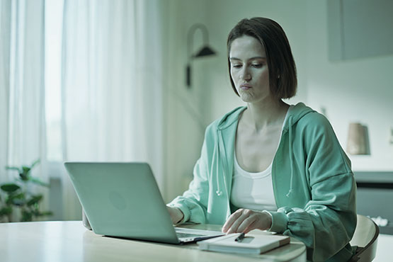 Craft a standout resume to advance your healthcare career.